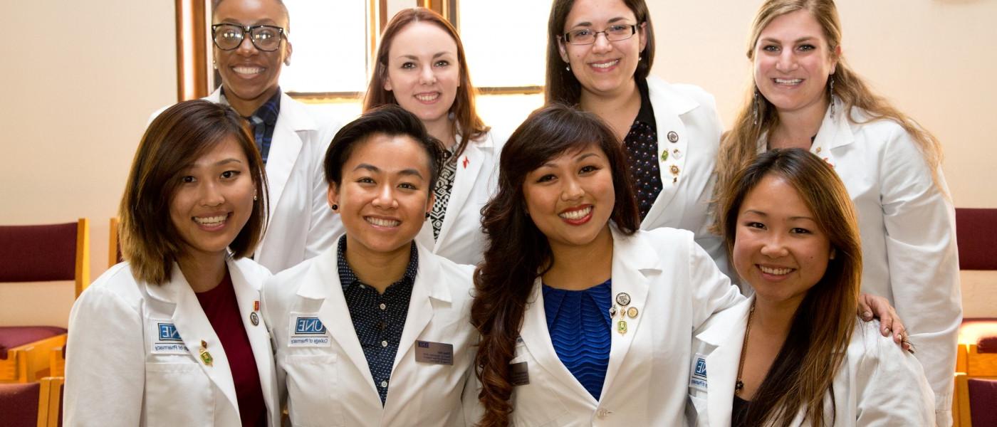 U N E College of Pharmacy students at White Coat Ceremony 